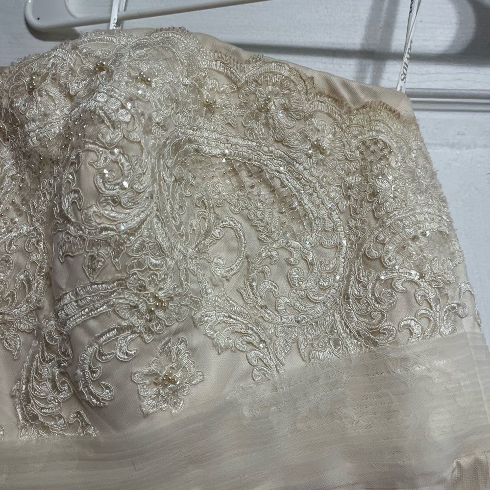 David’s Bridal Wedding Dress size 22W